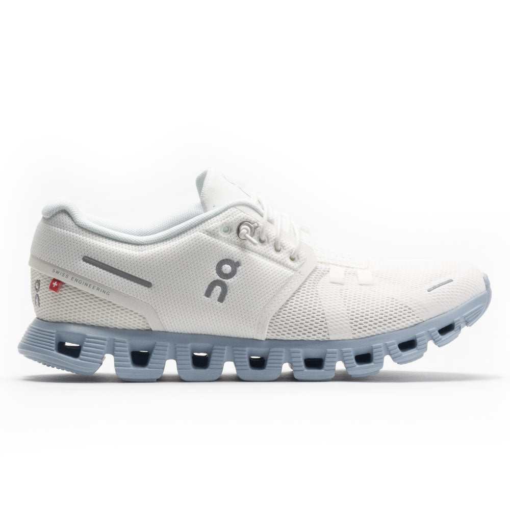 On Cloud 5 Women's White/Chambray