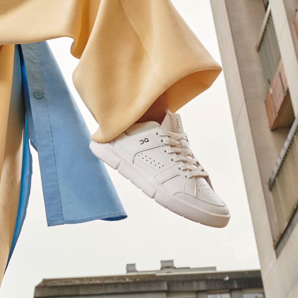 On THE ROGER Clubhouse: the expressive everyday sneaker - All | White ON95XF285 - Image 2